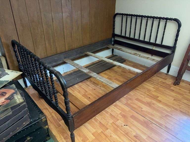 Full Size Bed Frame - buyer MUST bring tools to disassemble image