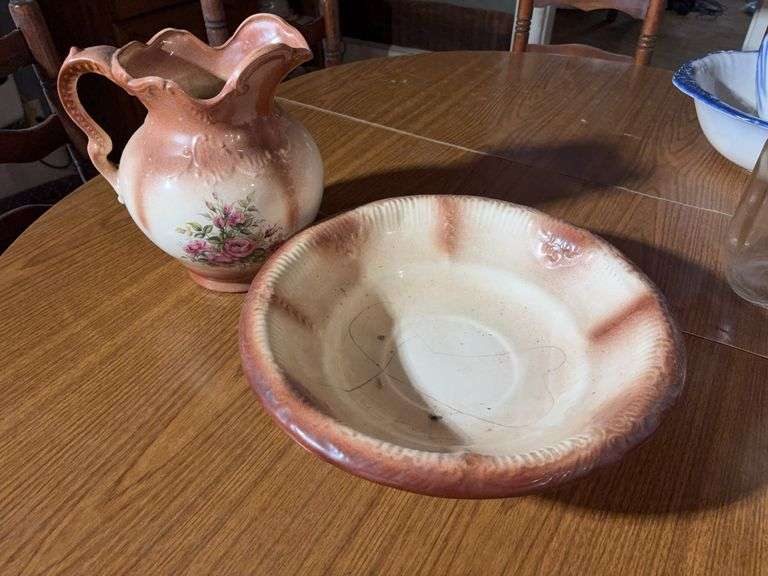 Wash Bowl and Pitcher - cracked image