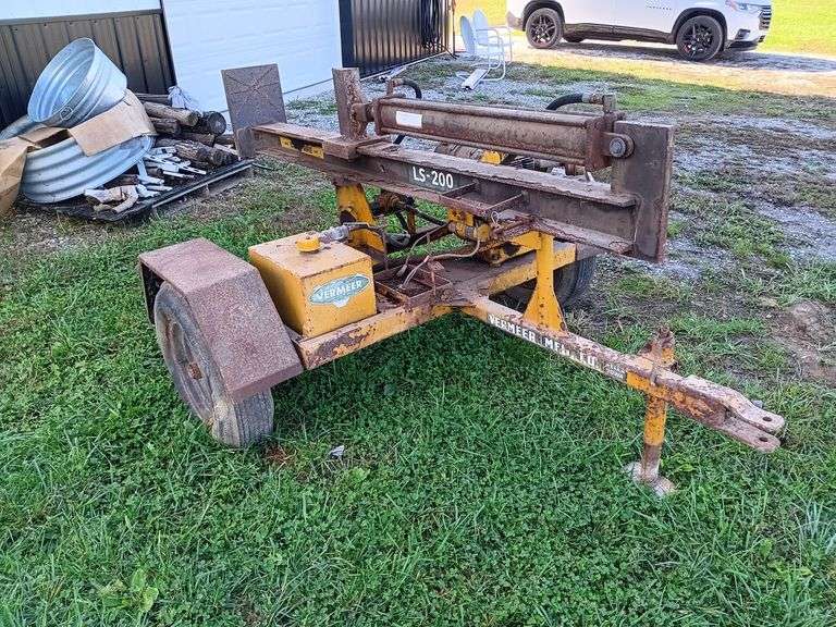 Vermeer Wood Splitter LS-200, 14 HP Kohler image