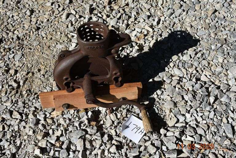 Fulton Corn Sheller image