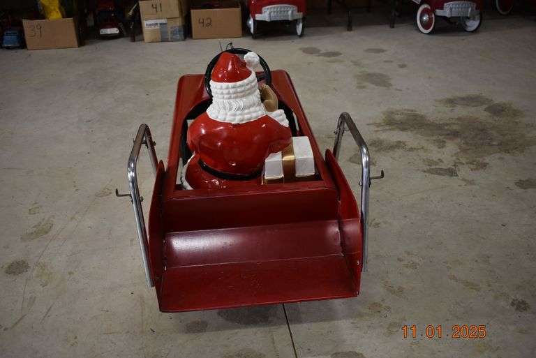Fire Fighter Unit No. 508 pedal car with Santa Claus image