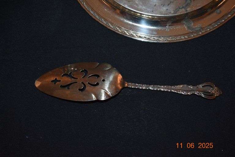 Silverplated Pitcher, 2 Trays, Bowl, Pie Server and 2 Derby Mint Julep Cups image