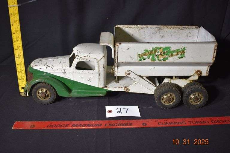 Hydraulic Buddy Dumper-22" long, 6 1/2" wide, 8" tall image