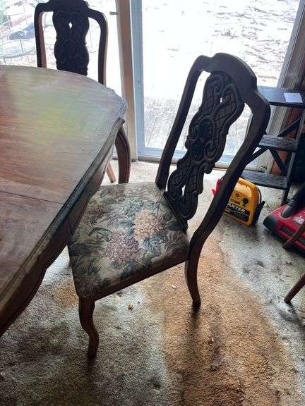 Kitchen Table with Four Chairs 60”x39”x30”