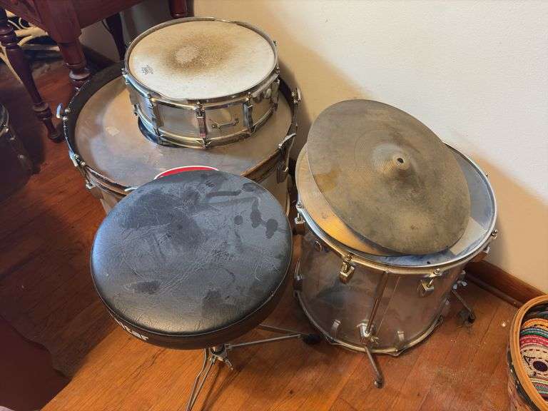 Drum Set - see pics for details