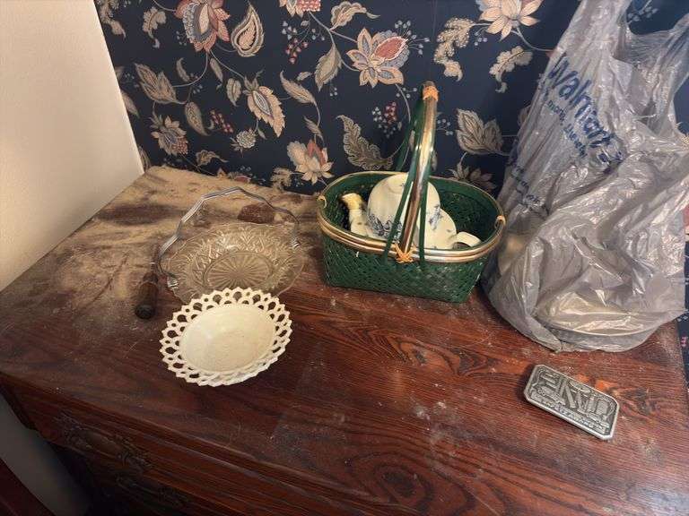 3 Drawer Cabinet with Contents
