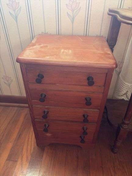 Pair of Small Side Tables and Lamp