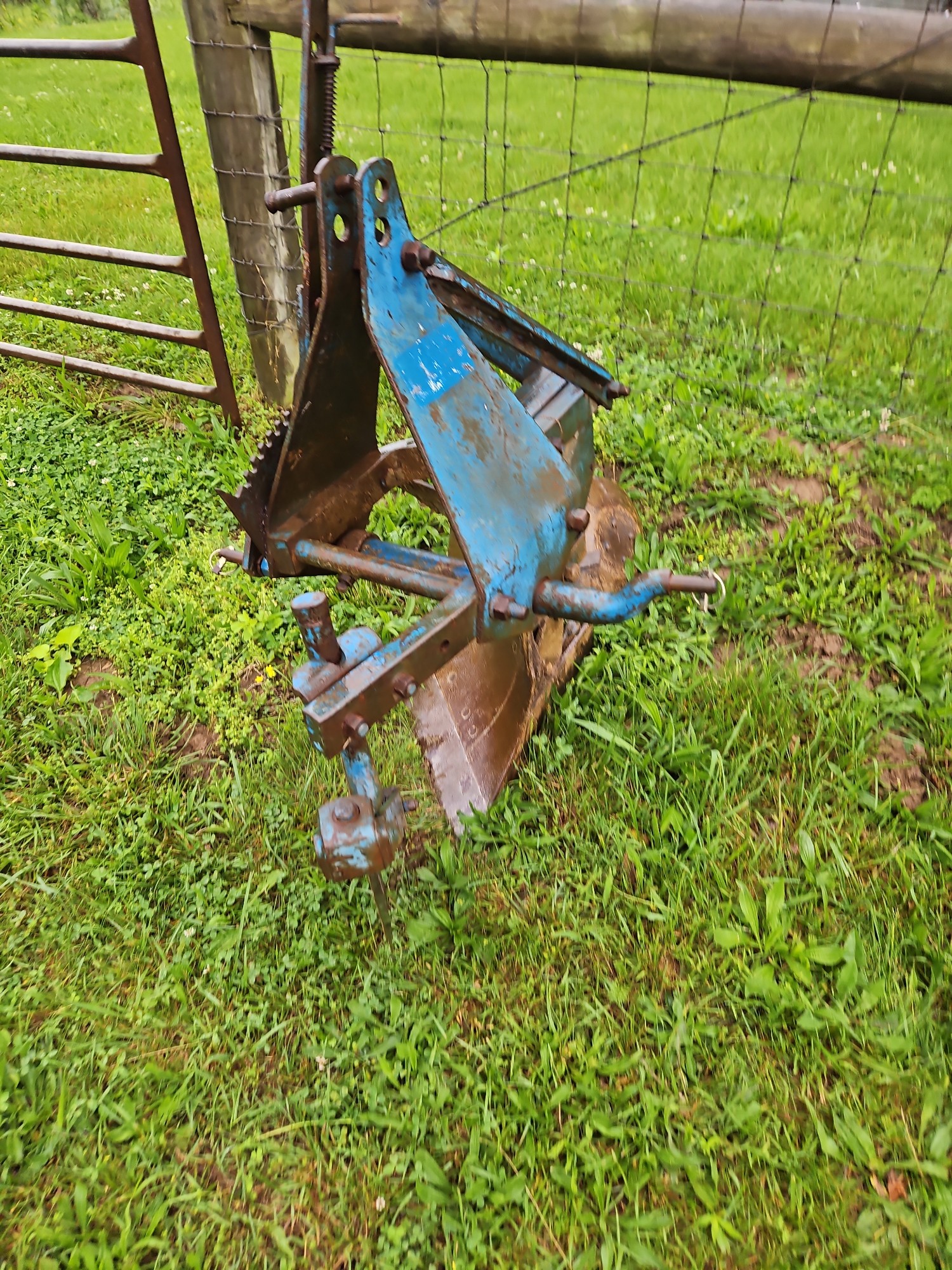 Lot image 3
