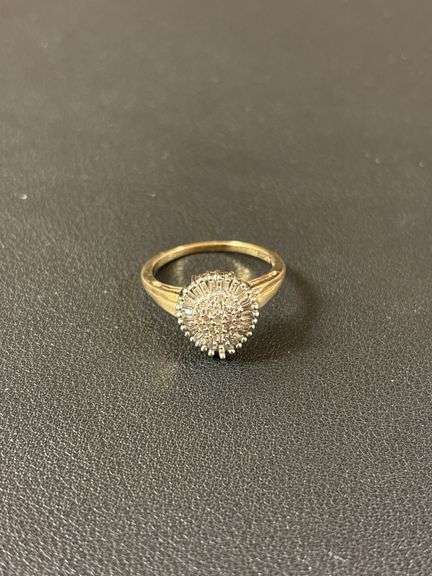 10K Diamond Ring - 3.4g - size 9