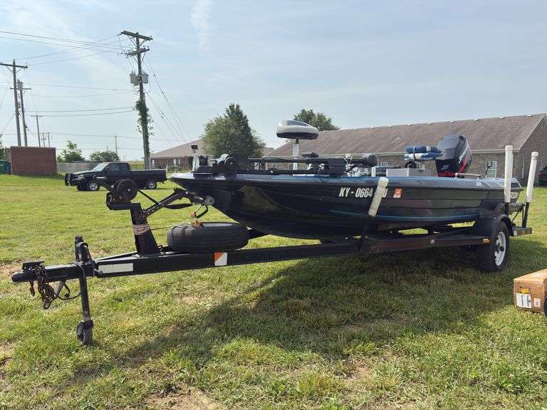1988 Jason 1600 Bass Boat - 2002 Mercury 90hp Outboard