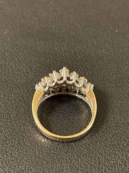10K Diamond Ring - 4.0g - size 6