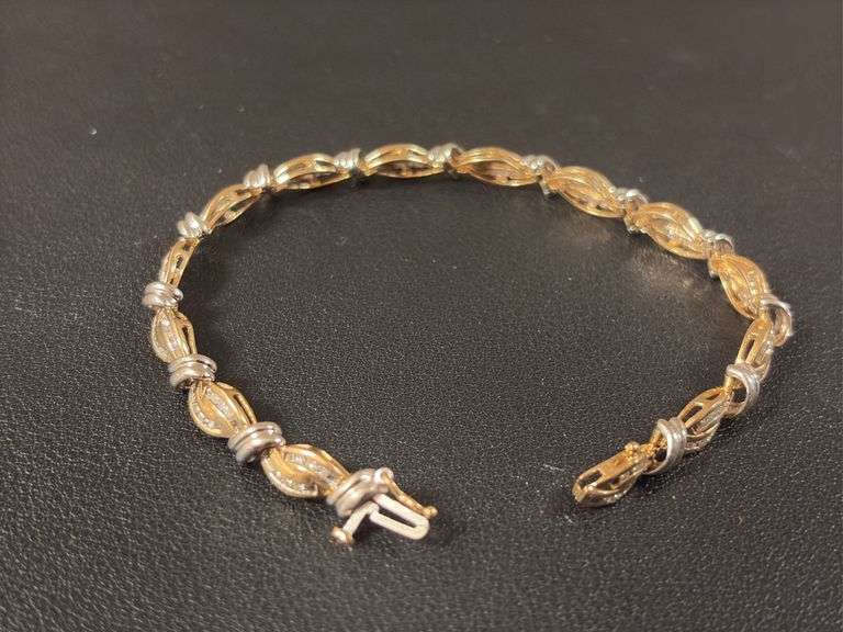 10K Diamond Bracelet - 9.7g