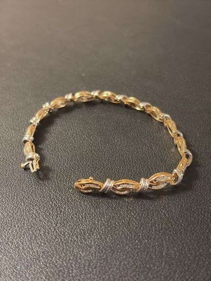 10K Diamond Bracelet - 9.7g