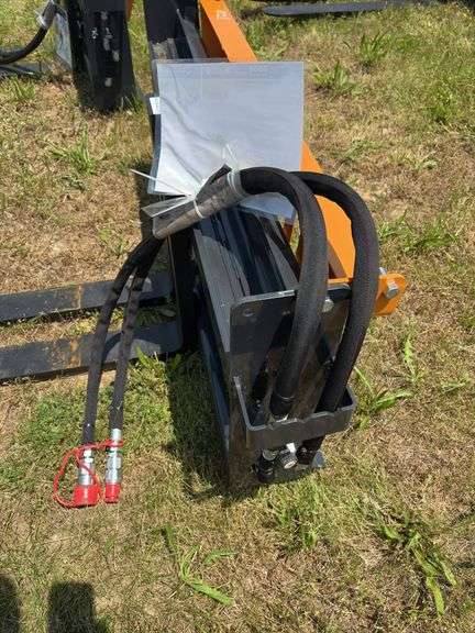 2025 Wolverine Skid Steer Pallet Fork - Hydraulic Adjustable - Model PFA-11-3300G - SN ZW01782