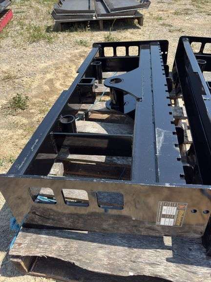 Wolverine Skid Steer Pallet Fork/Hay Spear Frame - SN ZW 00161 image