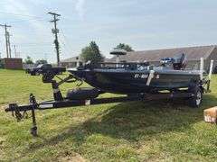 1988 Jason 1600 Bass Boat - 2002 Mercury 90hp Outboard