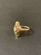 10K Diamond Ring - 2.8g - size 8