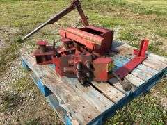 Case International 2250 Front End Loader - 6’ Bucket