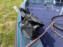 1988 Jason 1600 Bass Boat - 2002 Mercury 90hp Outboard