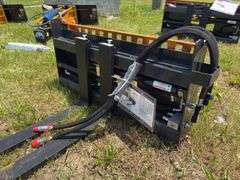 2025 Wolverine Skid Steer Pallet Fork - Hydraulic Adjustable - Model PFA-11-3300G - SN ZW01783 - damaged in shipping - see pics