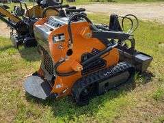 2025 Land Hero Mini Skid Steer - SN 2503050383