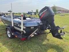 1988 Jason 1600 Bass Boat - 2002 Mercury 90hp Outboard