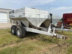 P&H 6 Ton Fertilizer Spreader