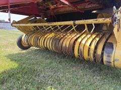 New Holland 654 Round Baler - SN 957355