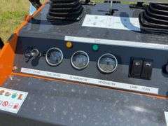 2025 Land Hero Mini Skid Steer - SN 2412392842