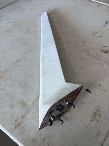Narco Avionics VHF Antenna image