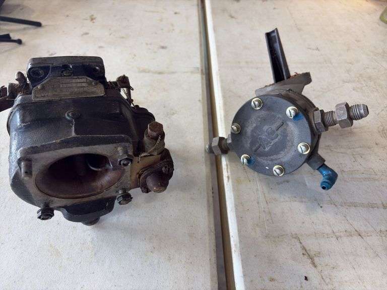 Carburetor and Fuel Pump image