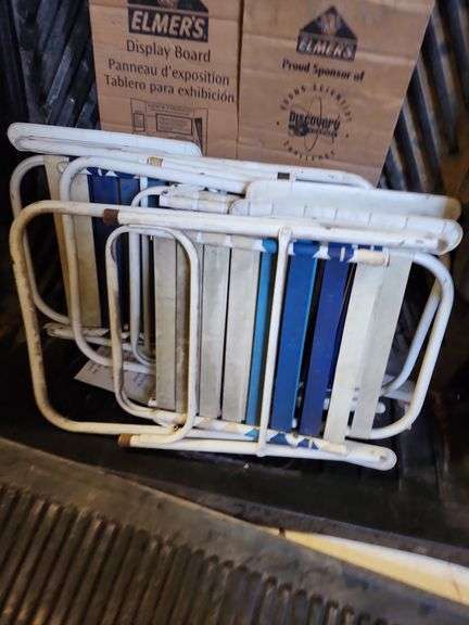 Ford Bedliner 6ft and 3 Lawn Chairs