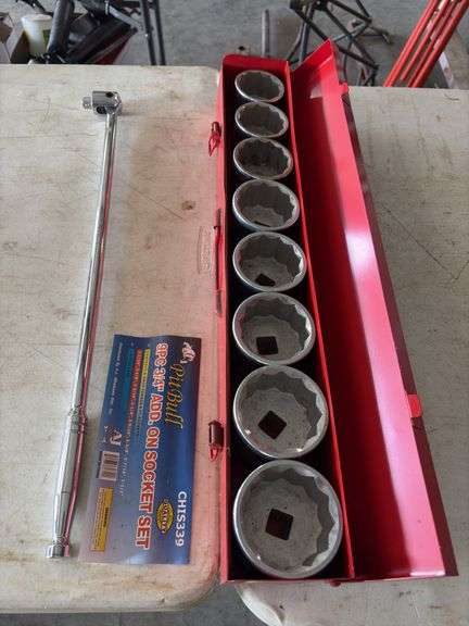 1/2” Breaker Bar & 3/4” SAE 12pt Socket Set image