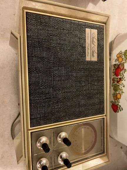 Vintage Radio and Bread Pan