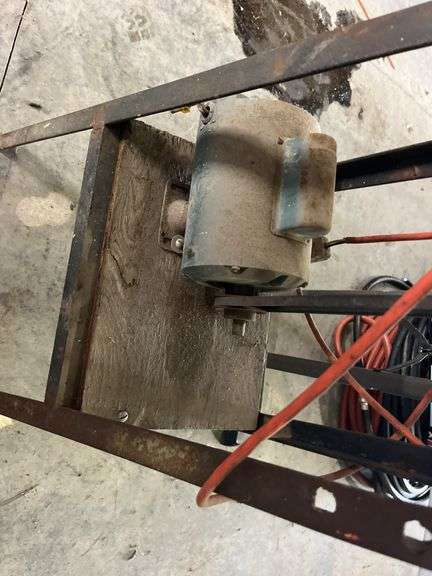 Bench Grinder on Stand