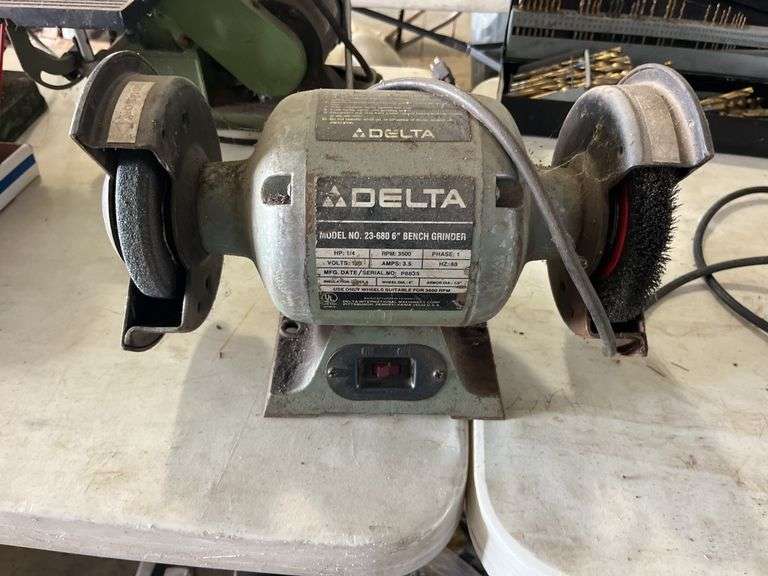 Delta Bench Grinder