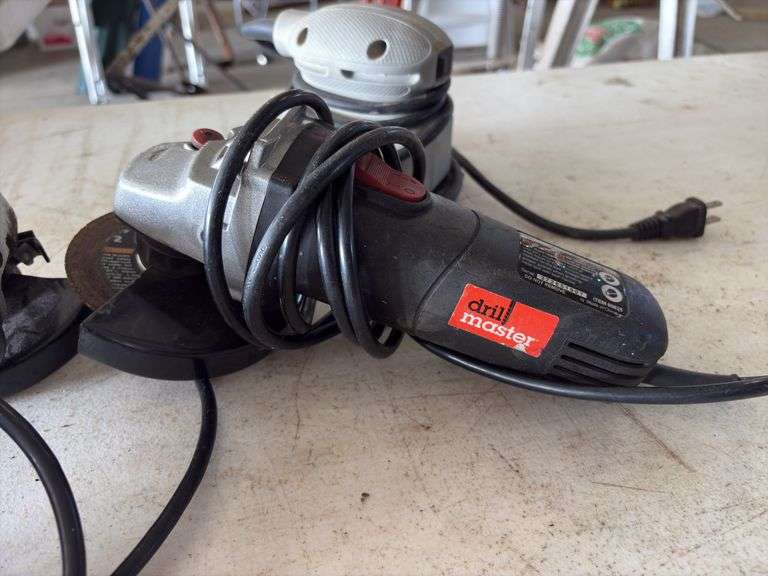 Pair of Angle Grinders & Sander