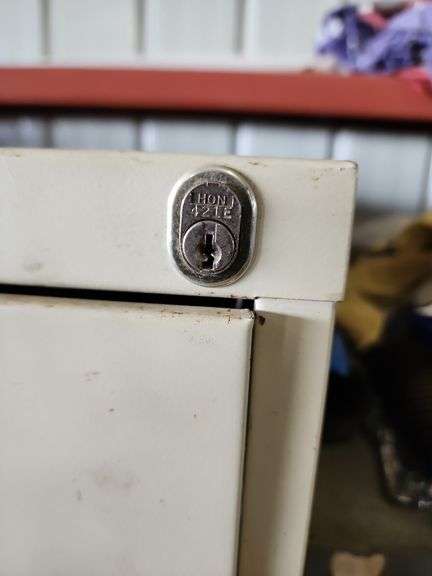 5 Drawer File Cabinet (drawers are locked, no key) 15"x28"x60"