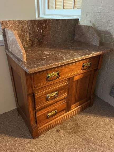 Wash Stand 30”x34”x18