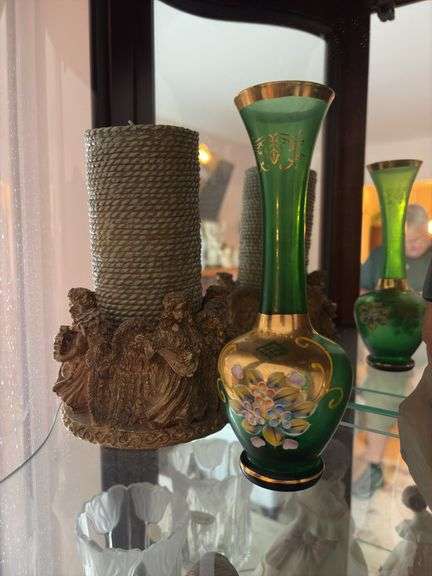 Contents of 1 Shelf - Assorted Glassware and Decor