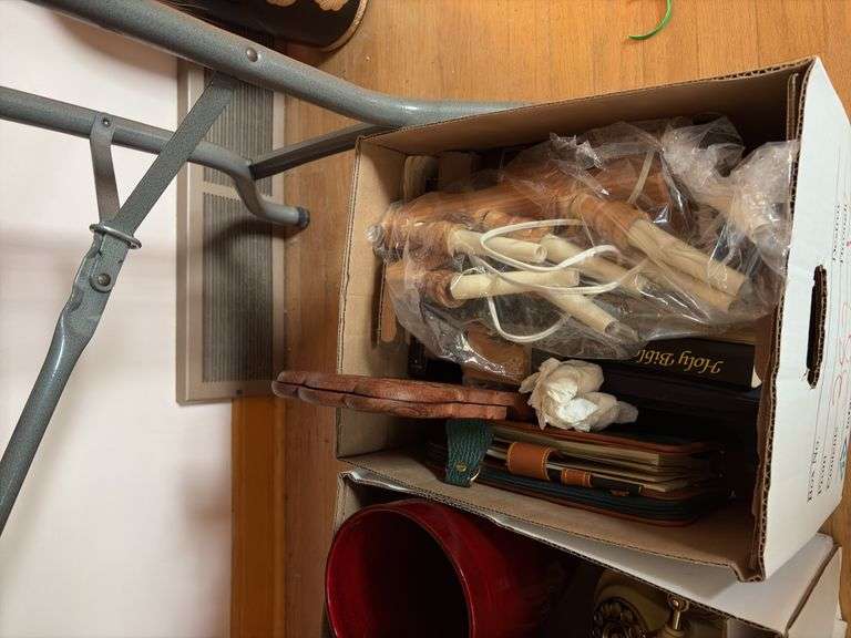 4 Box Lots of Assorted Home Decor