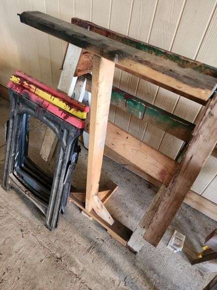 2 Wooden Saw Horses, 3 Plastic Saw Horses and Wooden Brace