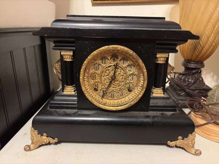 Black and Gold Mantle Clock - back is missing