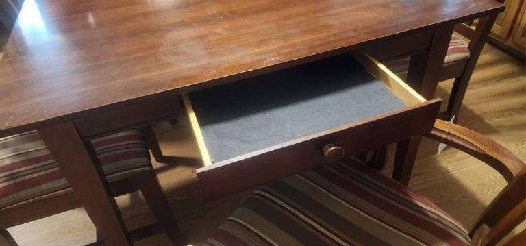 Dining Room Table 76"x44"x30" with 2 Captains Chairs and 4 High Back Chairs