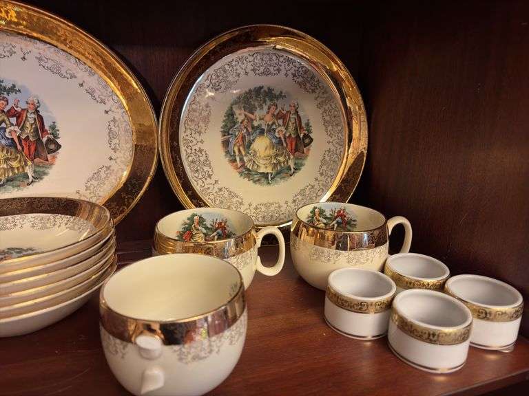 Crest-O-Gold 22K Dish Set