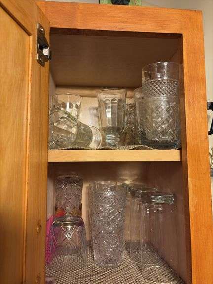 Contents of Cabinet - assorted glassware