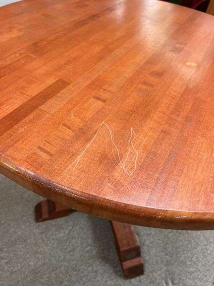 Round Top Table 36”x31