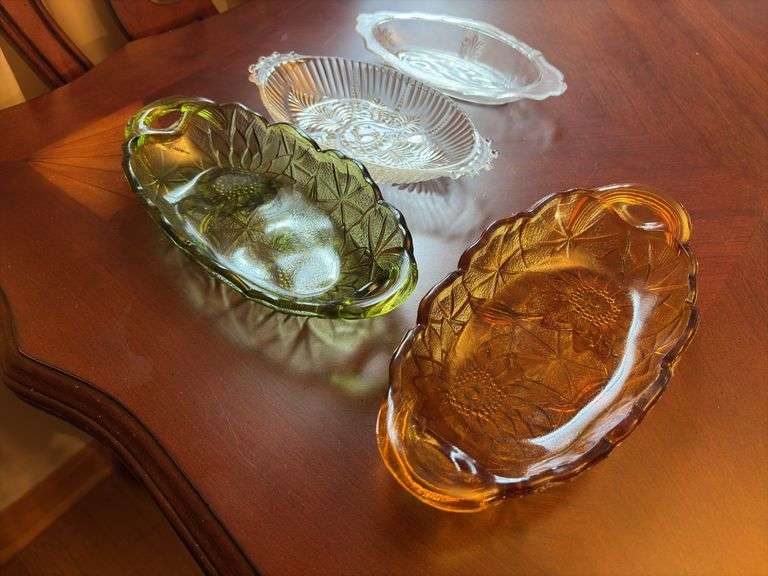 4 Oval Serving Dishes