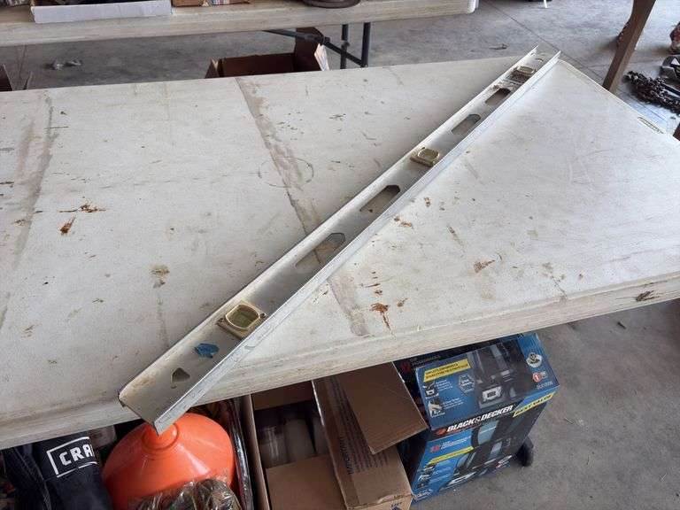 Aluminum Level image