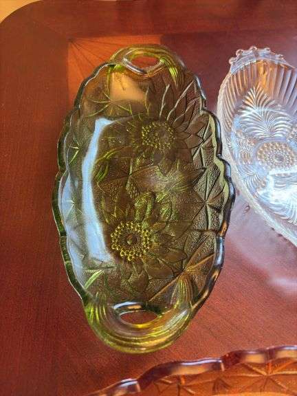4 Oval Serving Dishes